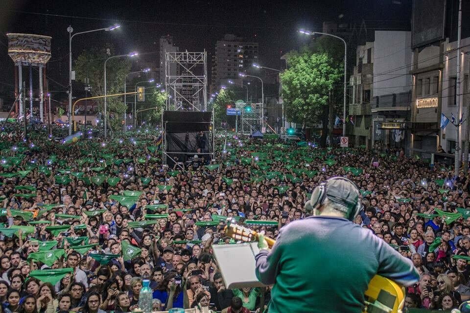 "EVA DEJA DE SER COSTILLA" del fotógrafo Kaloian Santos Cabrera -